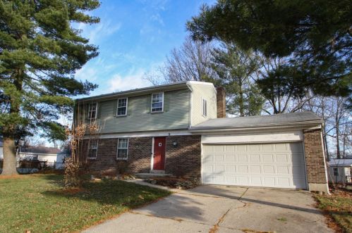 1066 Glendale Dr, Stonelick, OH 45103-1432