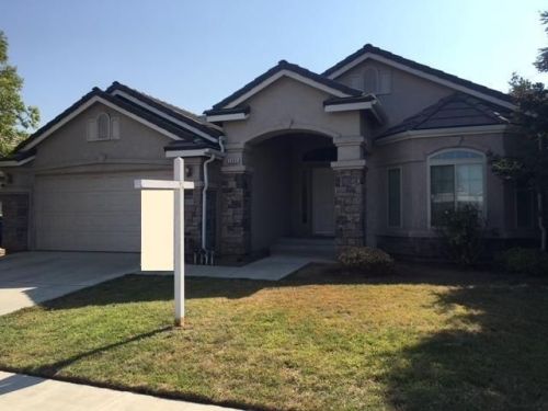 2898 Apricot Ave, Fresno, CA 93727-1428
