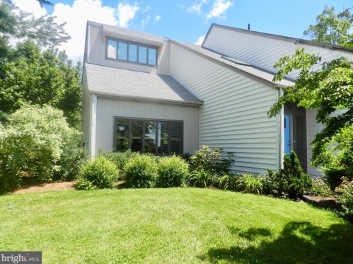 40 Brownback Rd, Limerick, PA 19468-1004