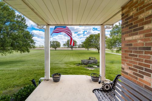 1320 Old Springfield Rd, London OH  43140-9202 exterior