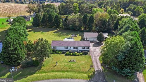 1130 Fernwood Dr, Harrington DE  19952-6001 exterior