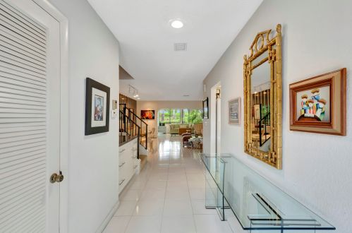 18 Southport Ln, Boynton Beach, FL 33436-6417