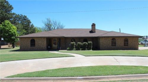 409 Avenue B, Knox City, TX 79529