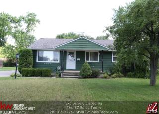 273 Sunrise Dr, Vermilion, OH 44001-1544