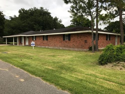 136 154th St, Galliano, LA 70354-4415