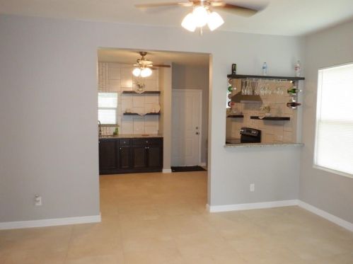 2900 Thannisch Ave, Fort Worth TX  76105-4721 exterior