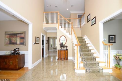 140 Tamboer Dr, Paterson, NJ 07508-2970