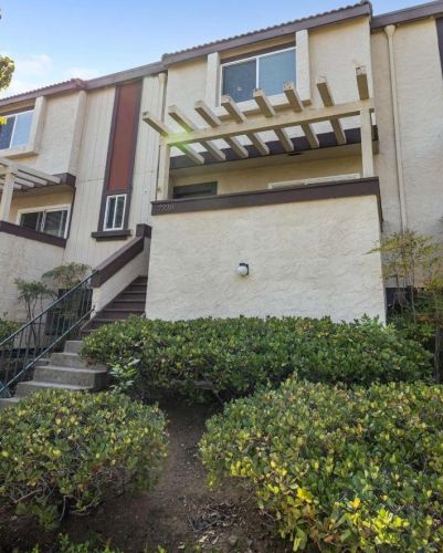 7220 Clarendon St, San Jose, CA 95129-3524