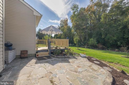 6 Chapman Ln, Bear DE  19701-6364 exterior