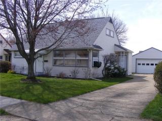 1139 Grandview Ave, Canton OH  44710-1409 exterior