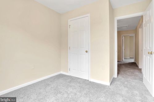 212 Ann St, Charles Town WV  25414-1604 exterior