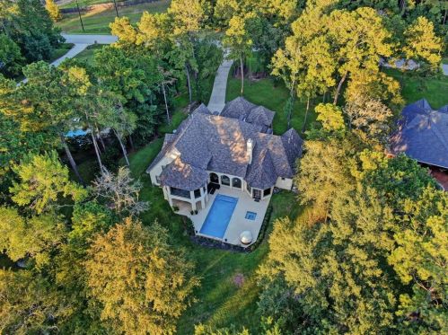 10703 Clubhouse Cir, Magnolia, TX 77354-6941