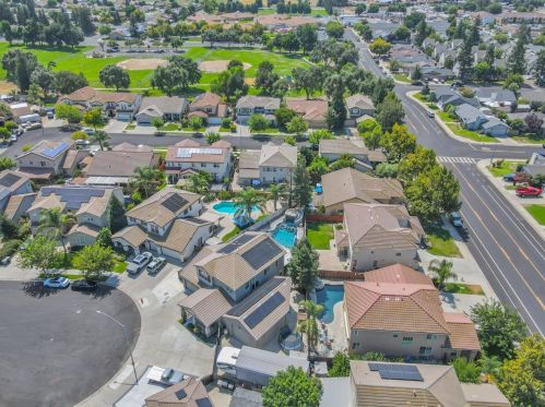 1305 Oak Leaf Cir, Valley Home CA 95361-2769 exterior