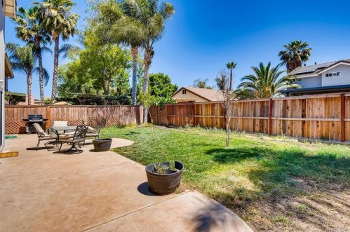 27193 Frost Ct, Menifee CA  92584-8521 exterior
