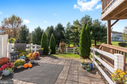 29 Savanna Dr, Pottstown PA  19465-6602 exterior