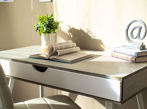 9114 B St, Oakland CA 94603-2423 exterior