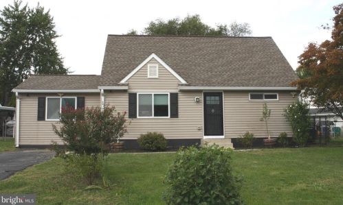 6206 Nassau Rd, Harrisburg, PA 17112-1845