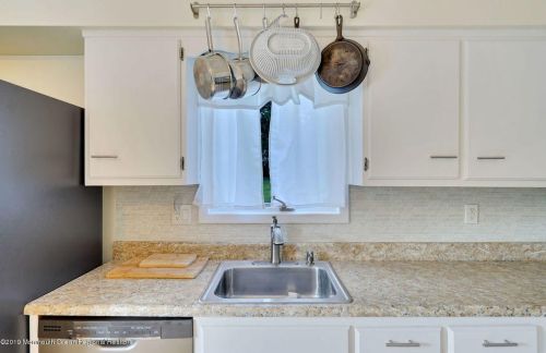 58 Malibu Ct, Old Bridge NJ  08857-3053 exterior