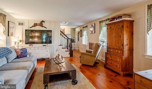 2564 Skippack Pike, Lansdale PA exterior