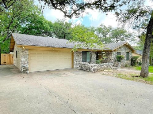 8167 Ceberry Dr, Austin TX  78759-8753 exterior