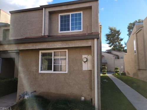 3600 O St, Bakersfield, CA 93301-1386