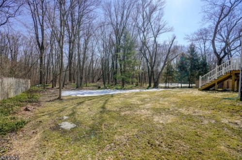 823 River Rd, Chatham Township NJ  07928-1026 exterior