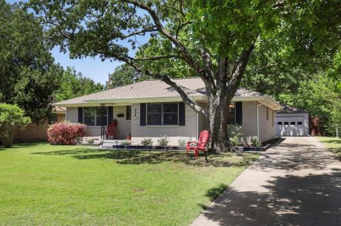 304 Nottingham Dr, Richardson, TX 75080-6103