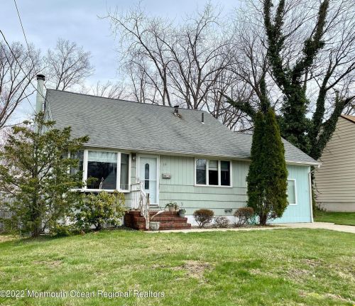 13 Stratford Rd, East Brunswick, NJ 08816-2019