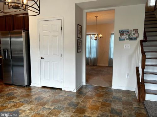 148 Killian Ln, Charles Town WV  25414-4939 exterior