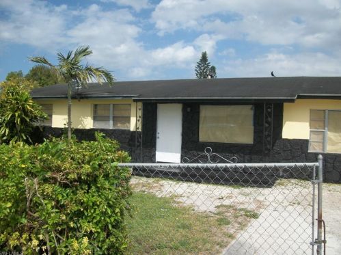 420 Janice Ave, South Bay, FL 33493-1408