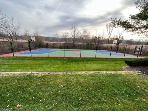 420 Chapman Ct, Hackettstown NJ  07840-1643 exterior