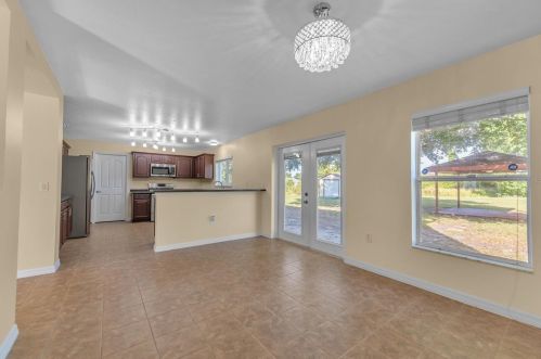 704 Toulon Dr, Kissimmee FL  34759-7020 exterior