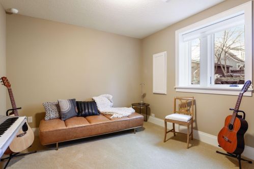 3810 Upton Ave, Minneapolis MN 55410-1239 exterior