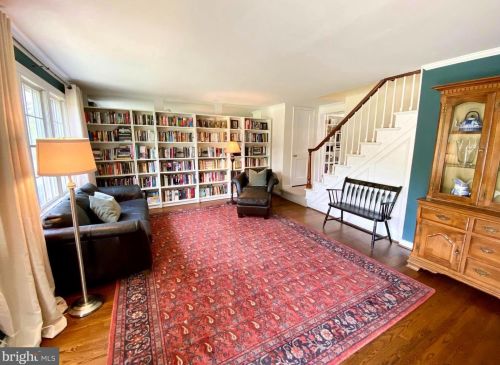 2217 Hearn Rd, Wilmington DE  19803-5227 exterior