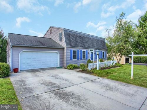 815 Anthony Dr, Navy Sup Dpt, PA 17050-2203