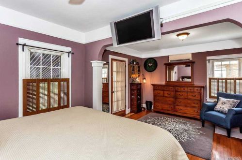 39 Beverly Ave, Floral Park NY  11001-3253 exterior