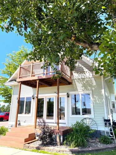101 Madison St, Arcadia, WI 54612-1214