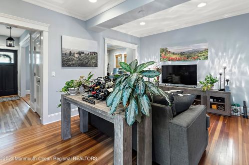 100 Branch Ave, Tinton Falls NJ  07701-2204 exterior