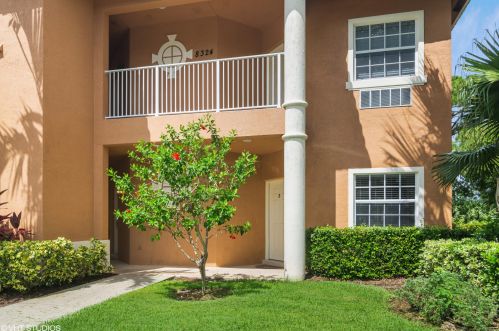 8316 Mulligan Cir, Fort Pierce, FL 34986-3280