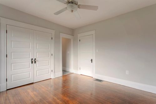 4307 Beech St, Cincinnati OH 45212-4233 exterior