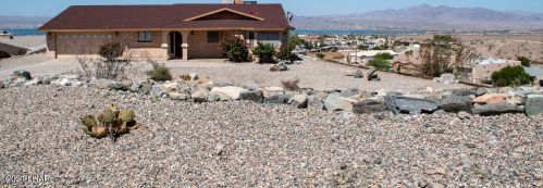 3559 Desert Rose Pl, Lake Havasu City, AZ 86404-1637