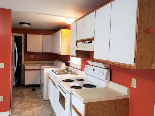 641 1st Nh Tpke, Northwood NH  03261-3302 exterior