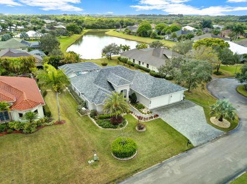 6465 Frances Mnr, Vero Beach, FL 32967-7828