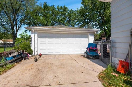 1412 12th Ave, Green Bay, WI 54304-3635