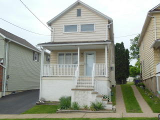 30 Broderick St, Wilkes Barre, PA 18704-1214