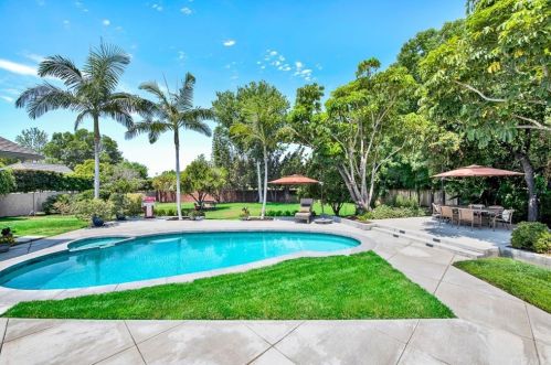 9851 Oakwood Cir, Orange CA  92861-1221 exterior