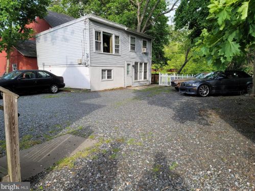 568 Main St, Lumberton Township, NJ 08048-1127