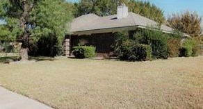 760 Midcreek Dr, Euless, TX 76039-3458