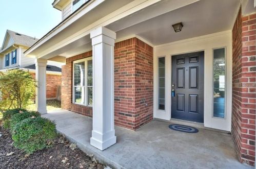 147 Winter St, Uhland, TX 78640-5496