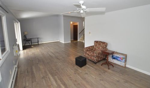 8525 Waterford Ave, Milwaukee WI  53228-2321 exterior